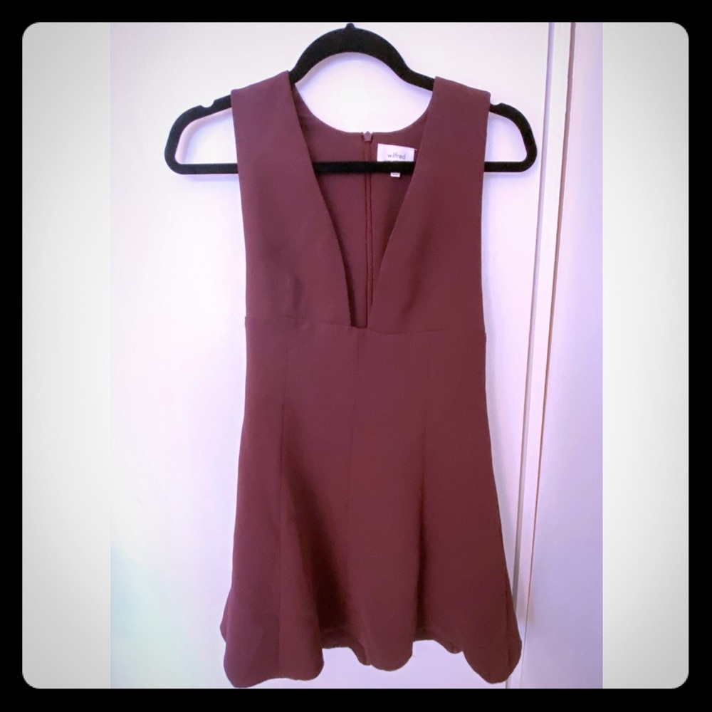Aritzia Wilfred Deep V Dress Size XS